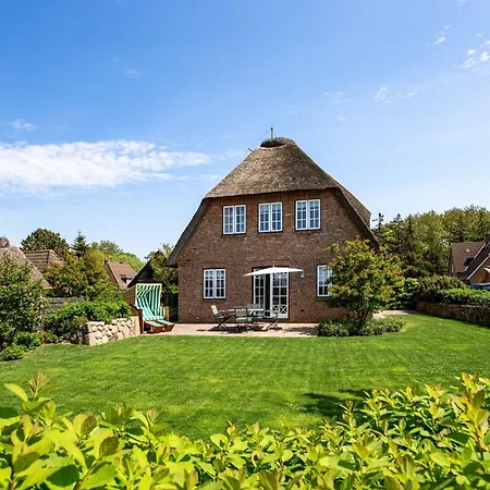 Dom wakacyjny Haus Birdie 1 *